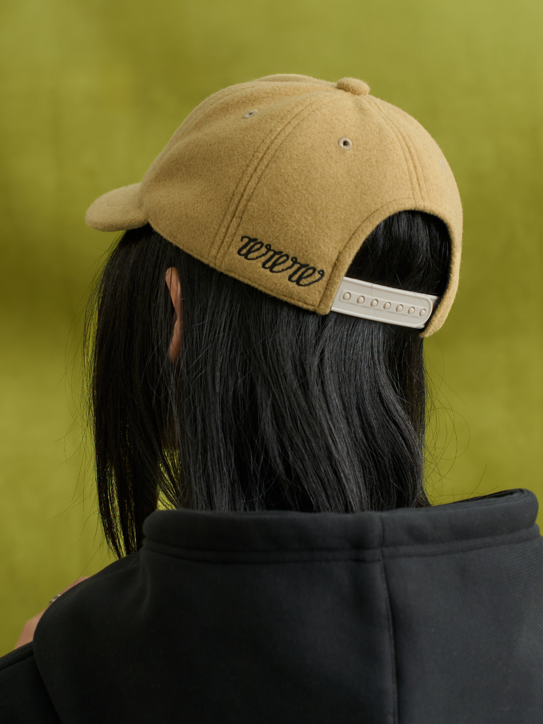 Flower Short Brim cap in Mustard