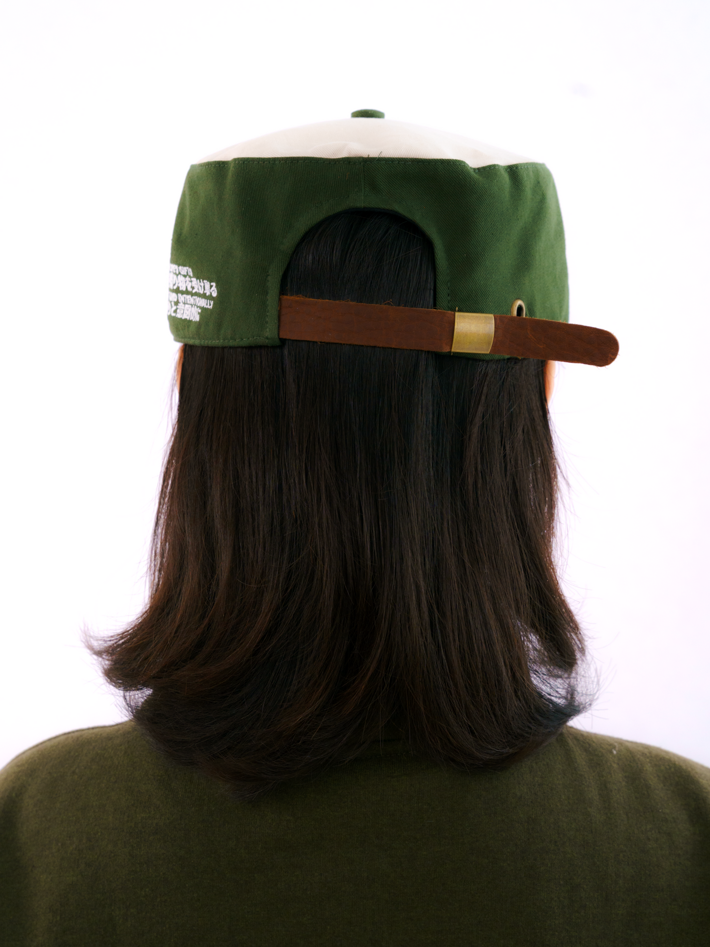 Signature Pillbox Cap in Moss & Beige