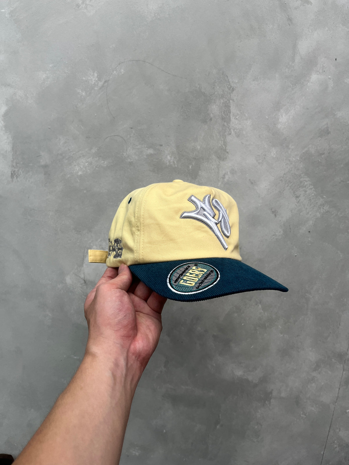 Graffiti Cap in Yellow