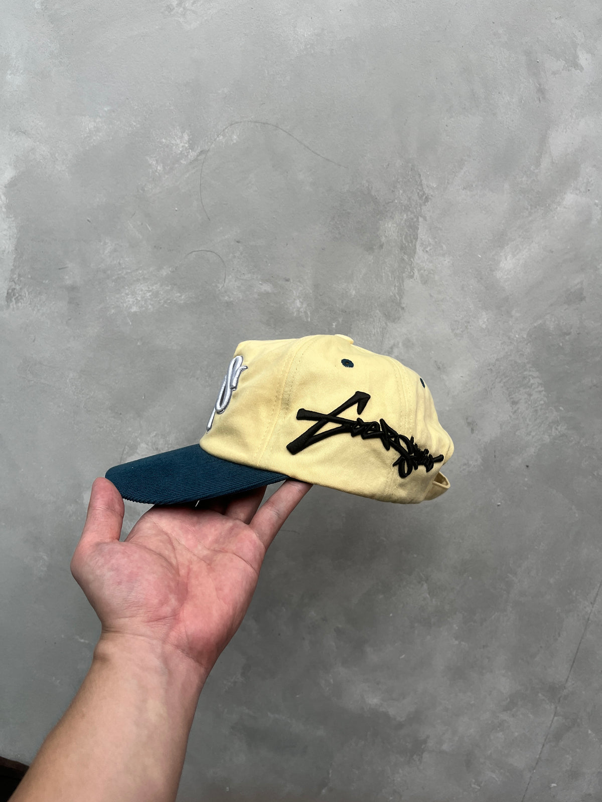 Graffiti Cap in Yellow